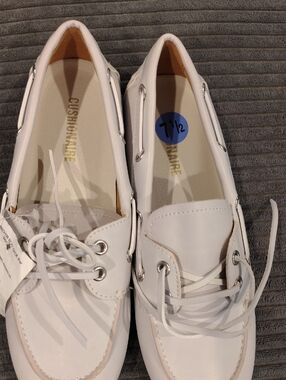 Cushionaire Women's White Lace-Up Boat Loafers